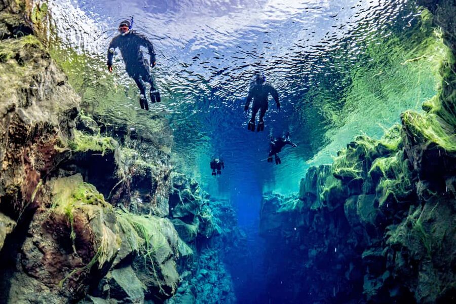 Silfra: Snorkel Between Continents. Free Professional Photos - The first 30 minutes: safety, suits, and clear instructions