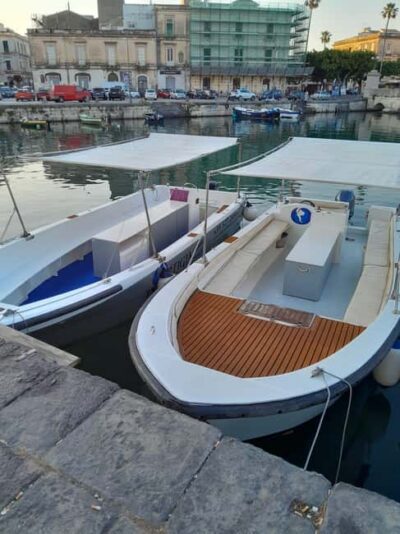 Siracusa: Ortigia Boat Tour with Marine Grotto & Snorkeling