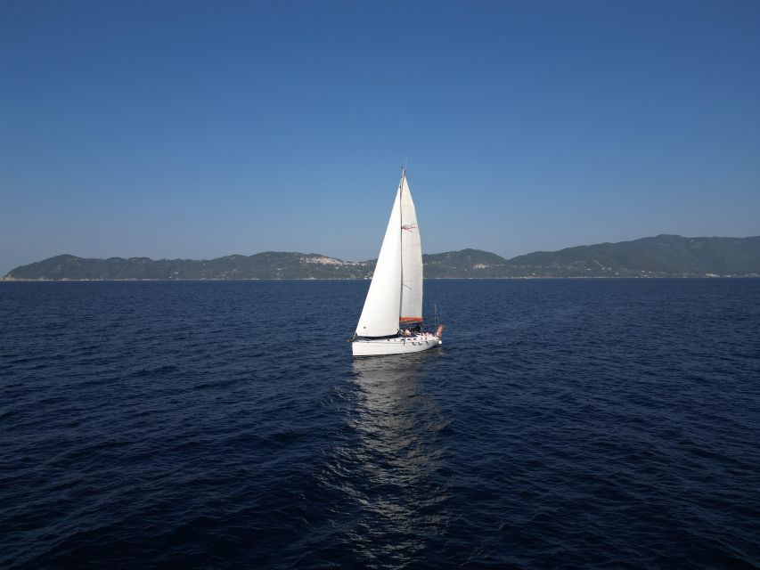 Skiathos: Private Sailing Trip with Lunch and Snorkeling - A full day under sail from Skiathos