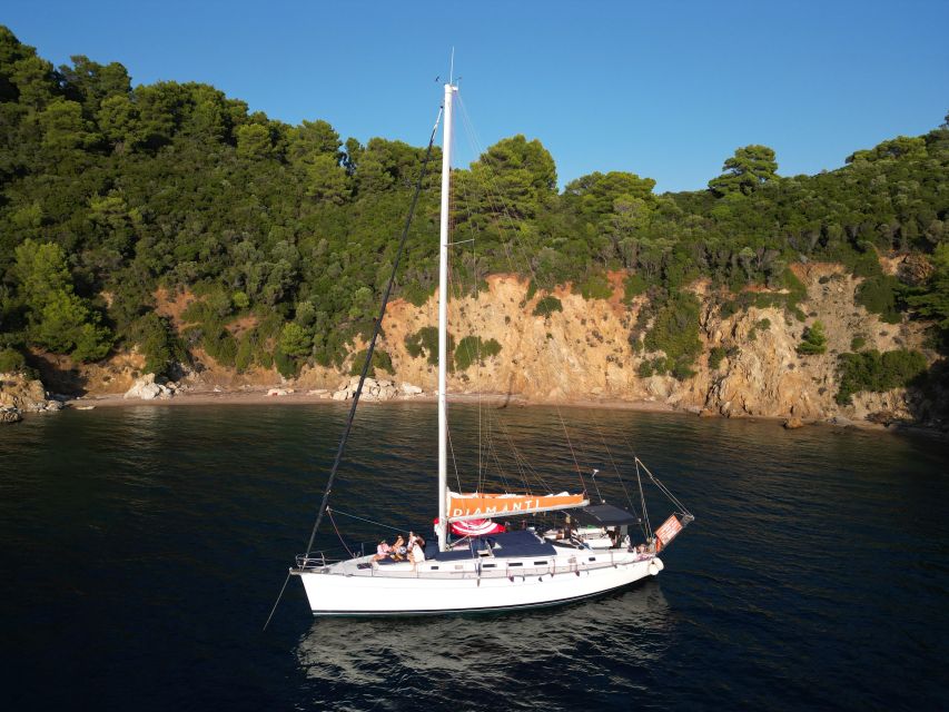 Skiathos: Private Sailing Trip with Lunch and Snorkeling - Price, group size, and the value question