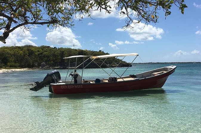Snorkel and Exclusive Beach Exploration in Antigua - The quiet beach stop