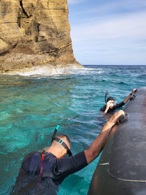 Snorkeling Tour- Vila Franca do Campo Islet - How the small group changes the experience
