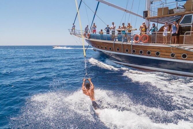 Snorkeling trip to Ras Mohamed & The White Island aboard Luxury Yacht - Ras Mohamed’s coral reefs and the first snorkel stop