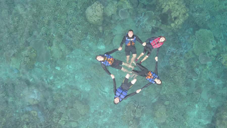 Snorkelling & islandhopping tour Karimunjawa (sharing tour) - Second snorkelling stop at about 2 p.m.