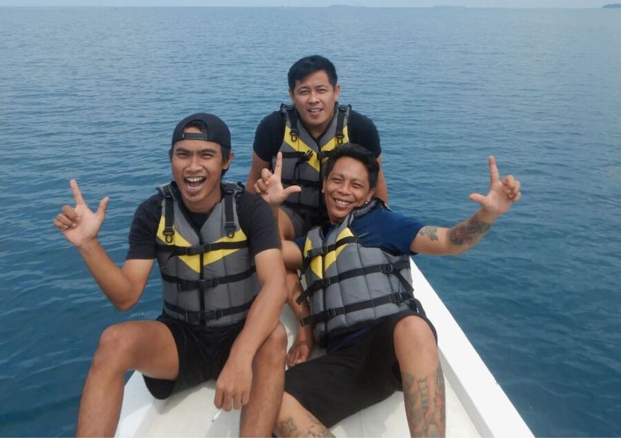Snorkelling & islandhopping tour Karimunjawa (sharing tour) - What the $22 price really covers