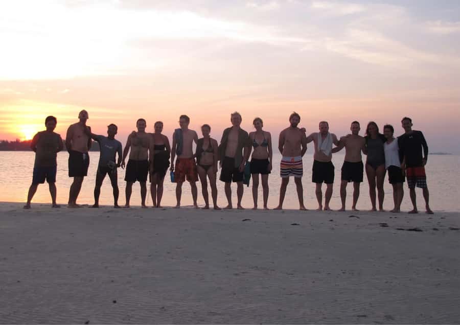 Snorkelling & islandhopping tour Karimunjawa (sharing tour) - Weather, safety, and the flexible route