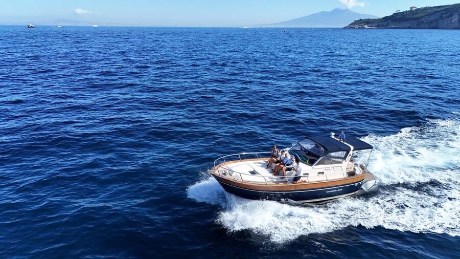 Sorrento: Capri and Blue Grotto Yacht Tour with Snorkeling - Practical details that shape the day