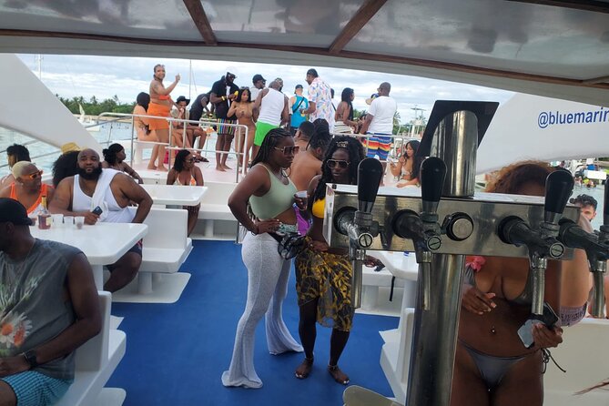 Sosua Party Boat - Snorkeling + Snack +BBQ Food and Drinks - Pickup is useful, but confirm it twice