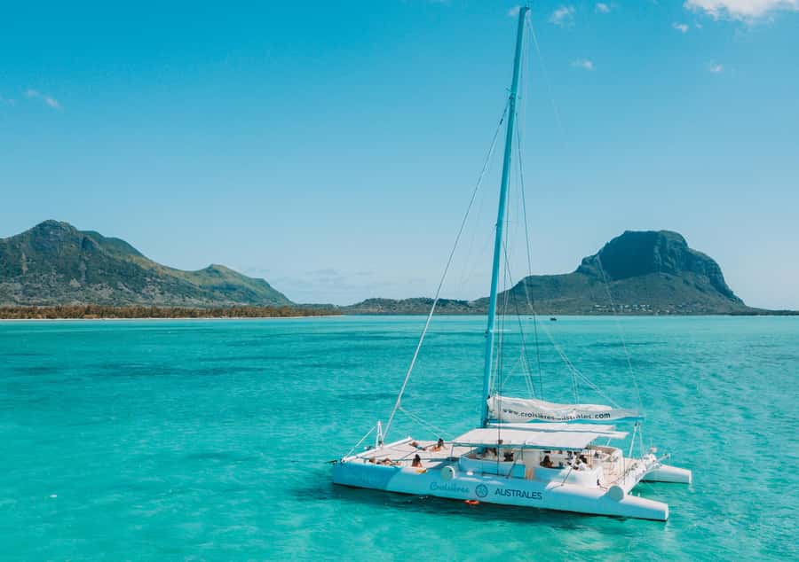 Southwest of Mauritius: Catamaran Cruise w/ Snorkeling - Who Will Enjoy This Most