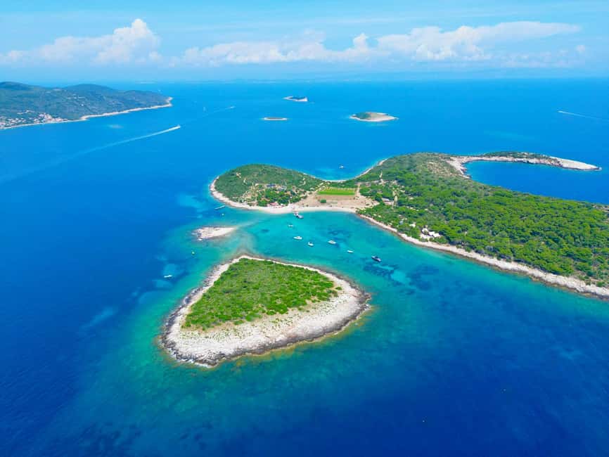 Split: Blue Lagoon & 3 Island Cruise with Snorkeling - What the speedboat ride feels like