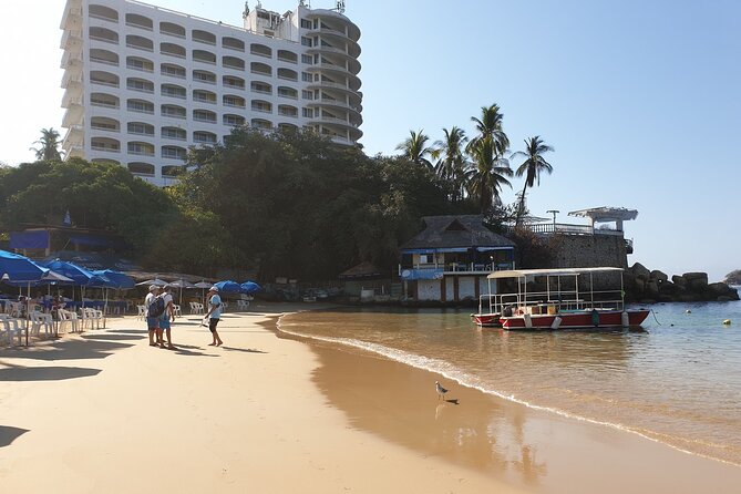 Sun, Sea & Streets: Beach Day + Snorkel Adventure & City Tour - A beach morning at Playa de la Caleta