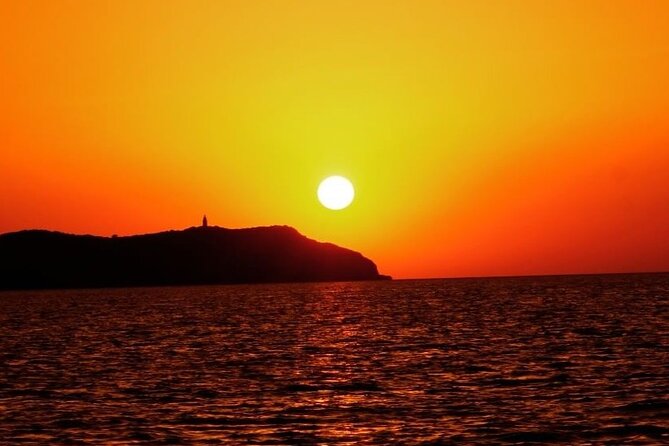 Sunset Beach Tour 3 HS all Inclusive ( Paddle boards , Kayaks & Snorkeling) - Punta Galera and the rocky coast