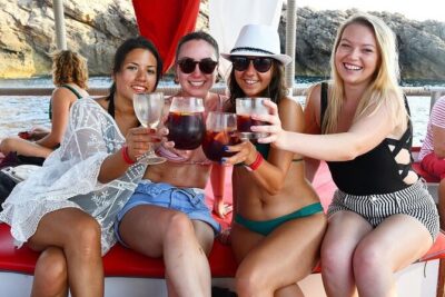 Sunset Beach Tour 3 HS all Inclusive ( Paddle boards , Kayaks & Snorkeling)