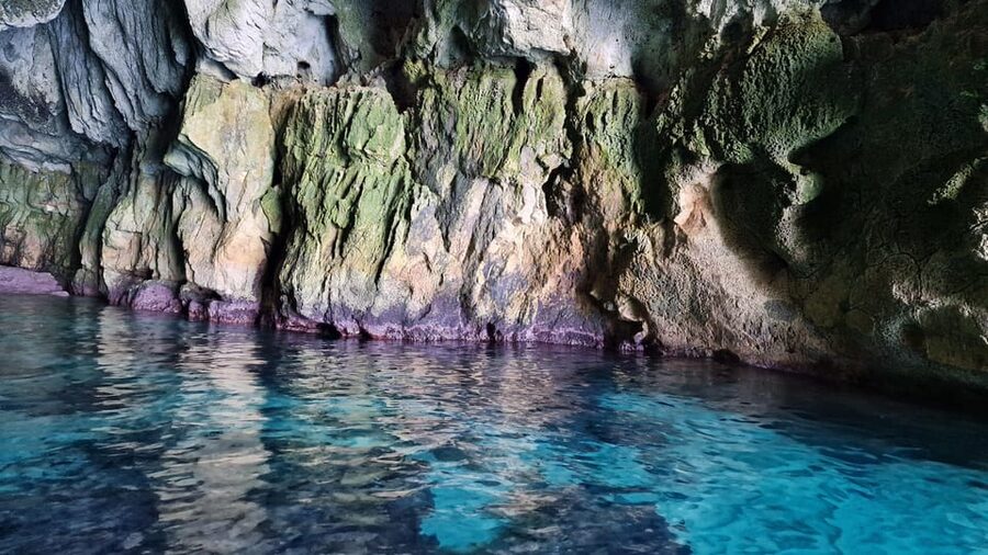 Syracuse:Snorkeling+Pillirina, Ortigia & sea caves boat tour - Meeting the Boat Outside A Surgiva