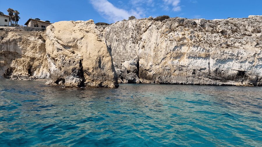 Syracuse:Snorkeling+Pillirina, Ortigia & sea caves boat tour - Fruit, Prosecco, and Music Onboard