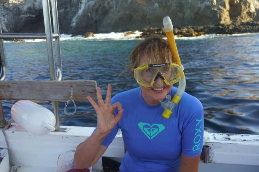 Tamarindo: Guided Snorkeling Tour with Marine Life Spotting - First swim near Islas Santa Catalina