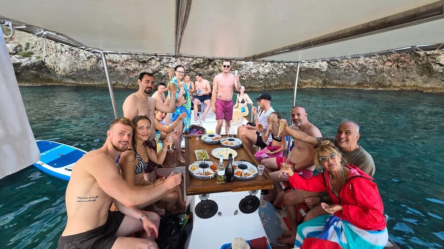 Taormina: Coastline Boat Tour with Aperitif and Snorkeling - Isola Bella: the main stop