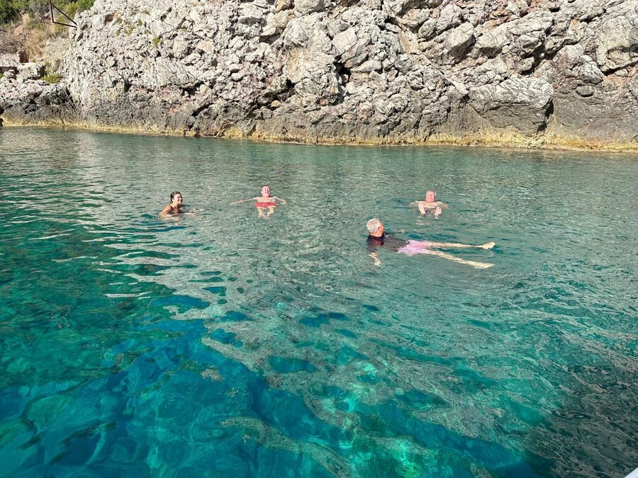 Taormina: Coastline Boat Tour with Aperitif and Snorkeling - The coastal cruise around Taormina and Giardini Naxos