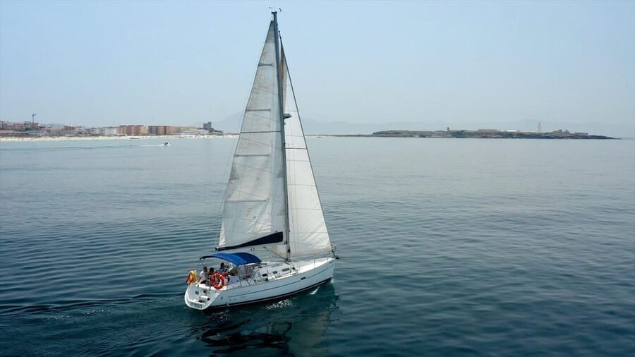 Tarifa: Sailboat Tour, Snorkelling, Tapas & Drinks - Tapas on board, led by homemade Spanish tortilla
