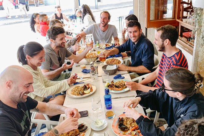 Tossa de Mar: Kayak & Snorkel Tour with Paella from Barcelona - What the small group changes