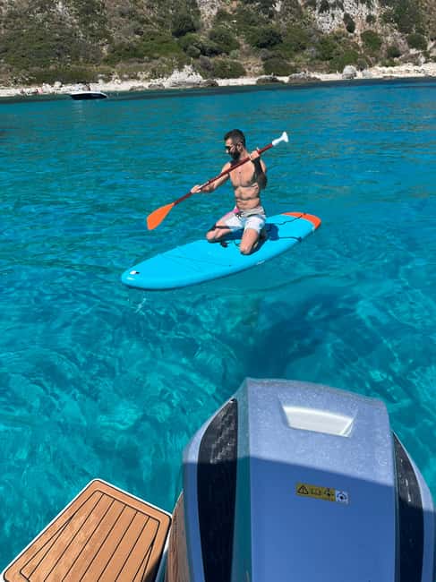 Tropea: tour in barca lungo la Costa degli Dei, snorkeling - Snorkeling gear, SUP, music, and the aperitivo