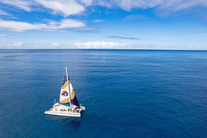 West Oahu Dolphin Watch and Snorkel Sail with Lunch - Six west coast sights from Makaha to Kaneana Cave
