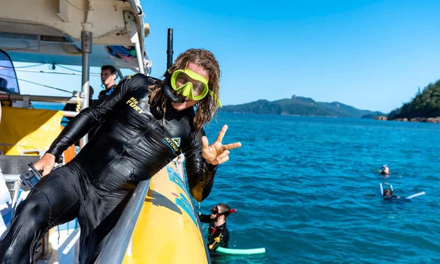 Whitsunday: Whitsunday Islands Tour with Snorkeling & Lunch - Who should book this Whitsunday tour?