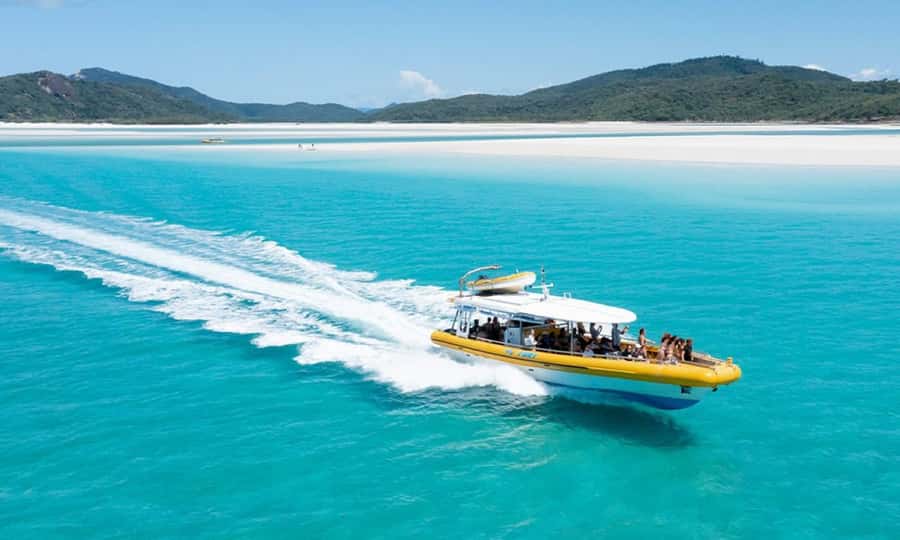 Whitsunday: Whitsunday Islands Tour with Snorkeling & Lunch - A full Whitsunday day without wasting time