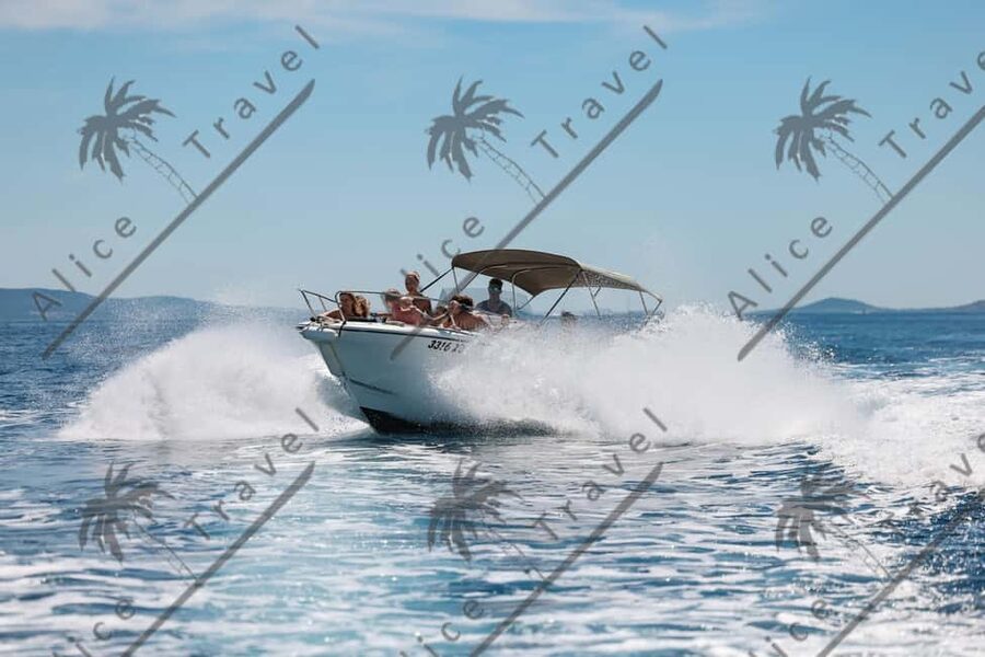 Zadar: 3 Island Speedboat Tour with Wine and Snorkeling - Should you book the Zadar island tour?