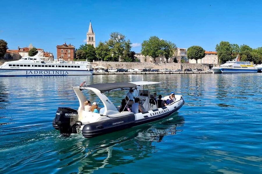 Zadar: Dugi Otok Island Discovery Day Trip with Snorkeling - Sakarun Beach, shallow water and open space