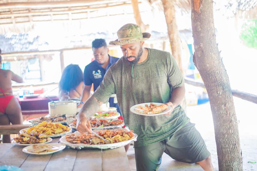 Zanzibar: Safari Blue Lagoon Trip with Snorkeling and Lunch - Snorkeling among fish, coral, and starfish